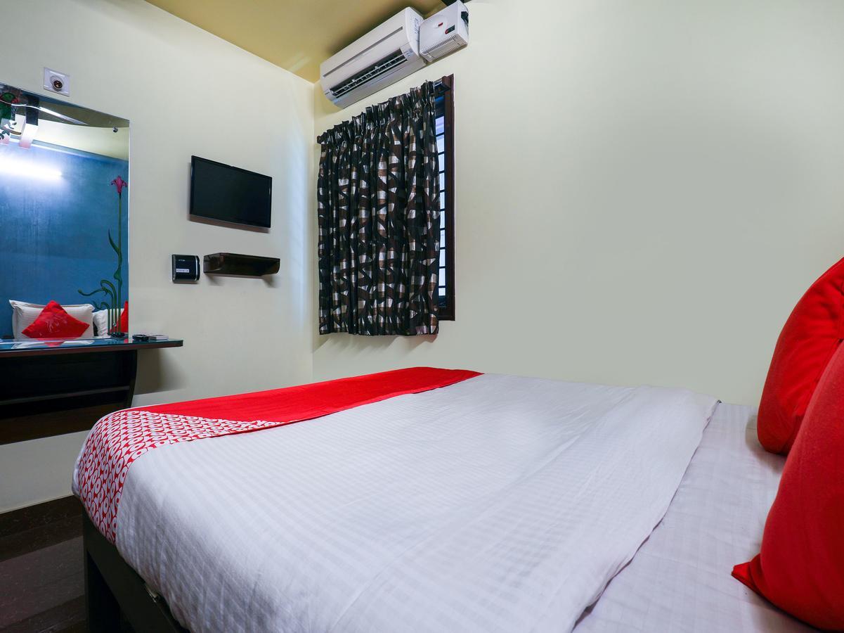 Oyo 10711 Hotel Nsnr Residency Visakhapatnam Eksteriør bilde