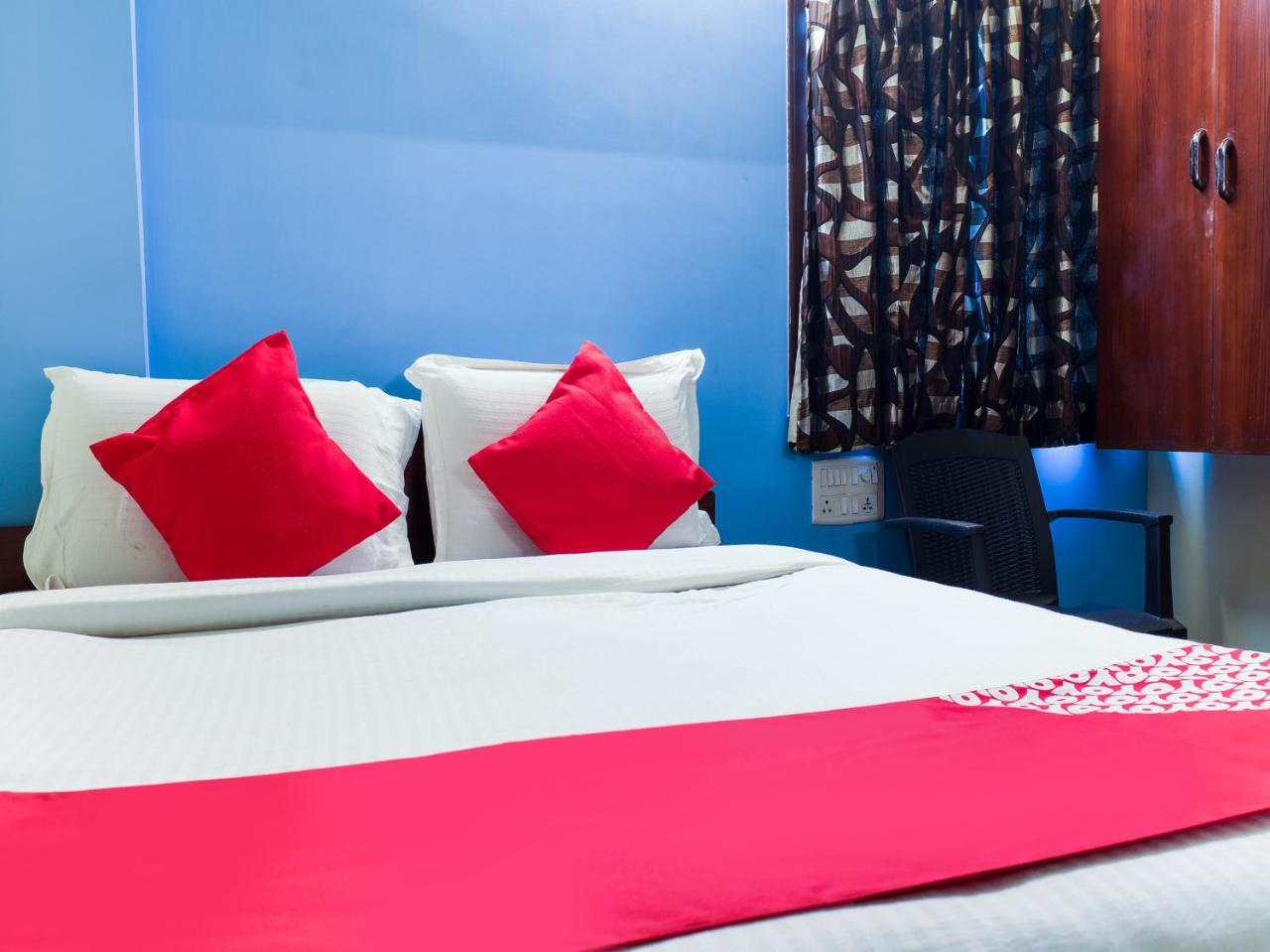 Oyo 10711 Hotel Nsnr Residency Visakhapatnam Eksteriør bilde