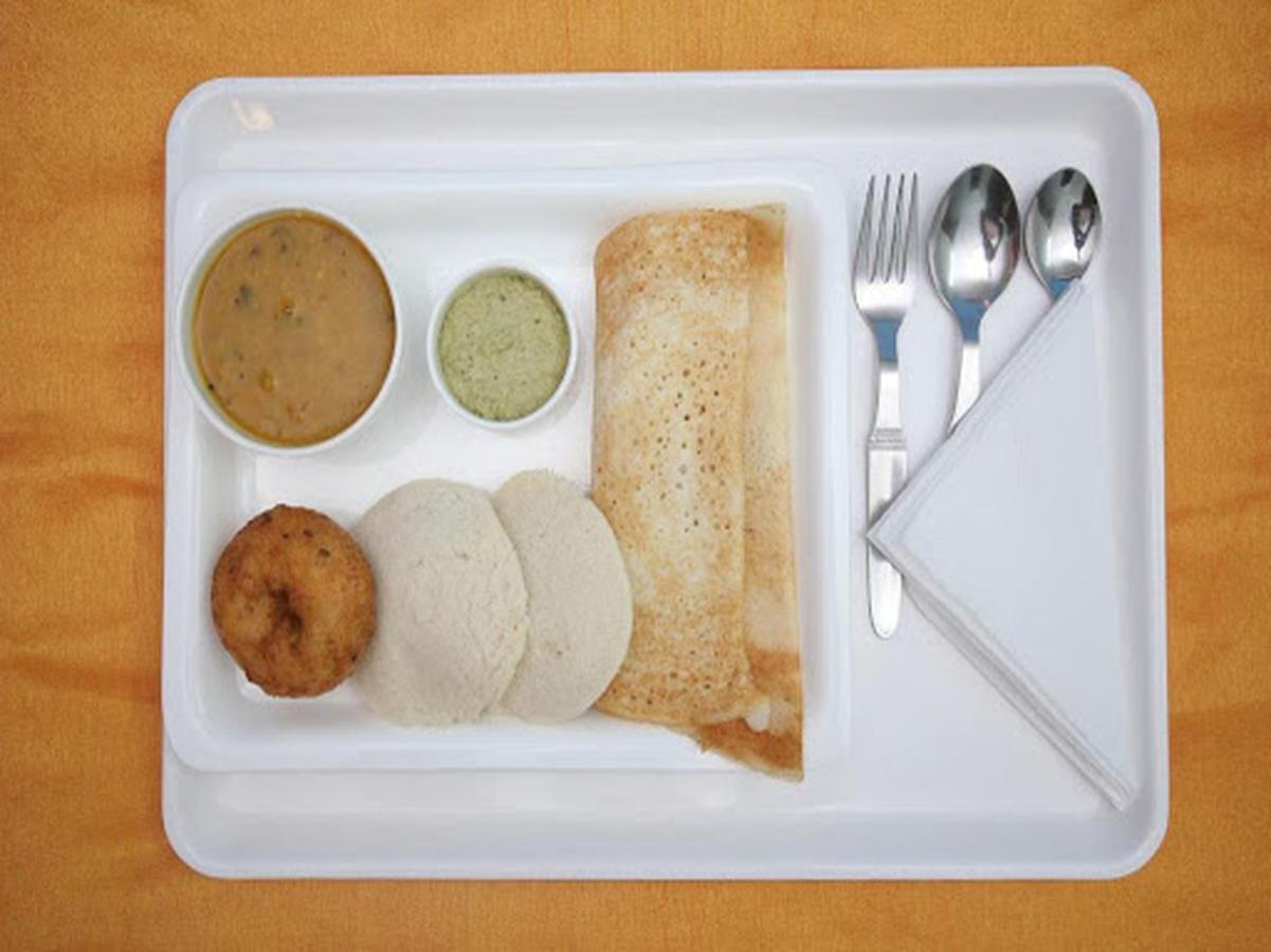 Oyo 10711 Hotel Nsnr Residency Visakhapatnam Eksteriør bilde
